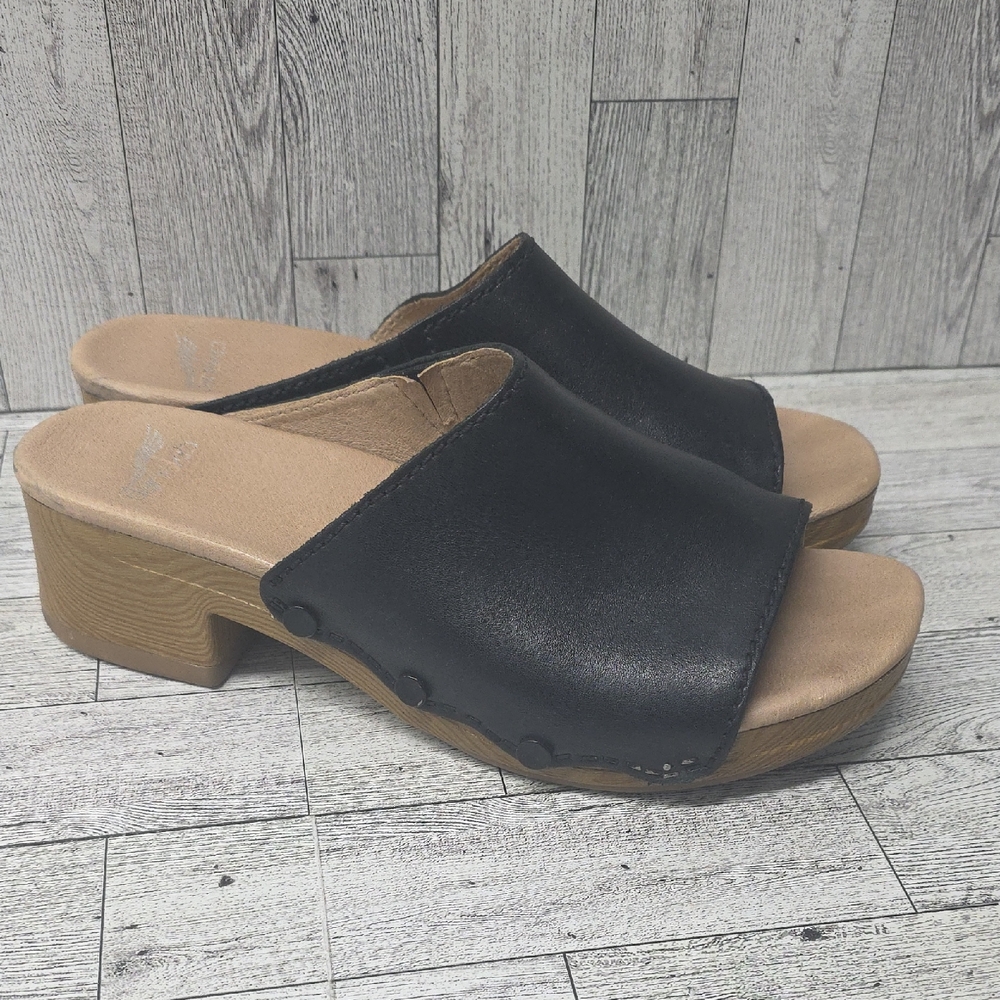 Dansko Black and Tan Mules